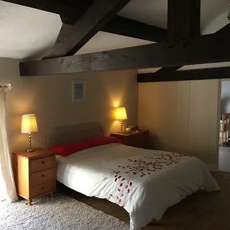 17 St Bed & Breakfast 4*